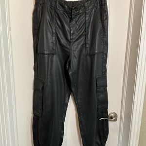All Saints Black Cargo Pants Sleek Modern Design
